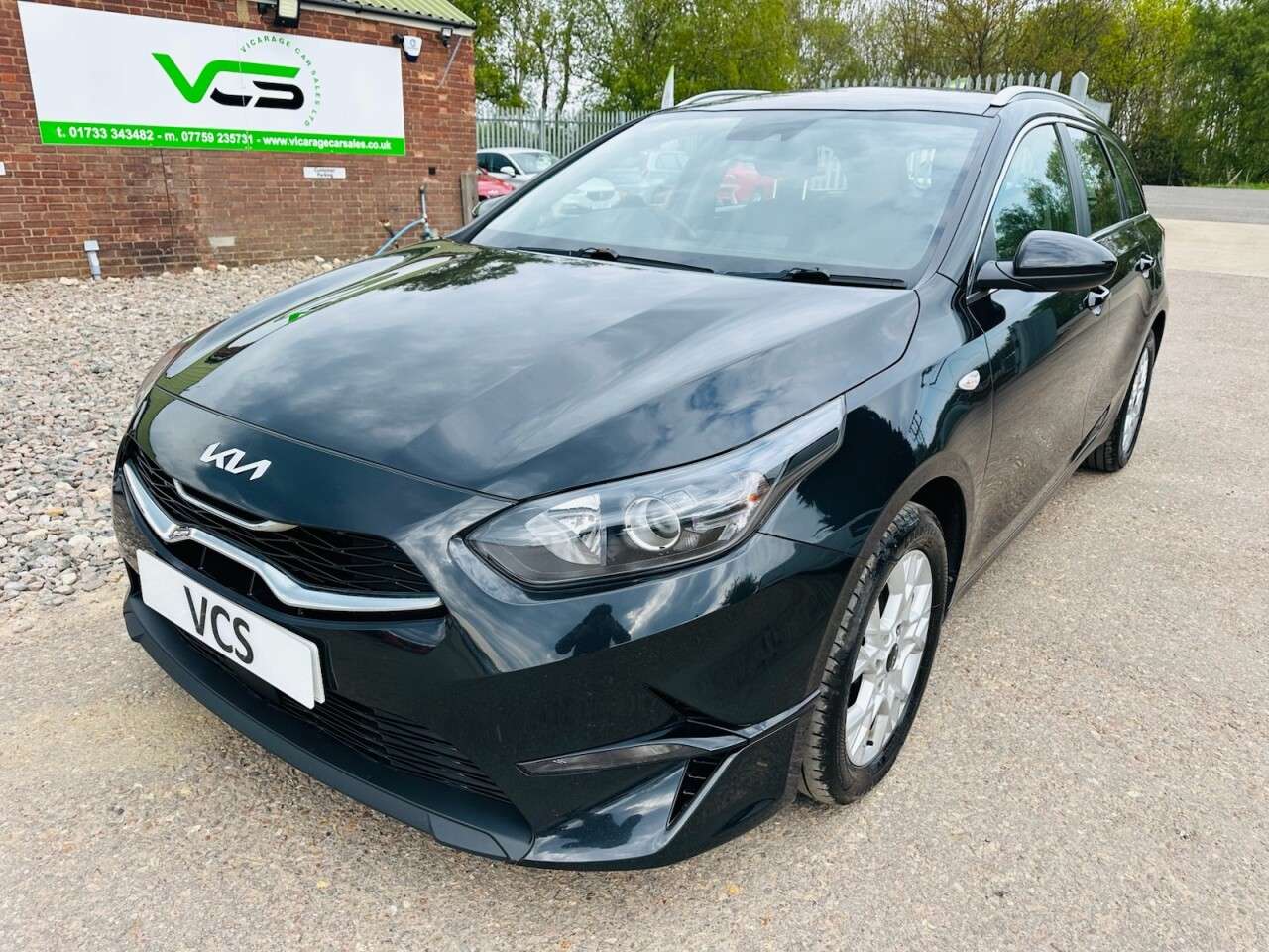 A 2022 KIA CEED 1.6 CRDi MHEV 2 NAV Sportswagon 5dr Diesel Hybrid Manual Euro 6 (s/s) (134 A 2022 KIA CEED 1.6 CRDi MHEV 2 NAV Sportswagon 5dr Diesel Hybrid Manual Euro 6 (s/s) (134