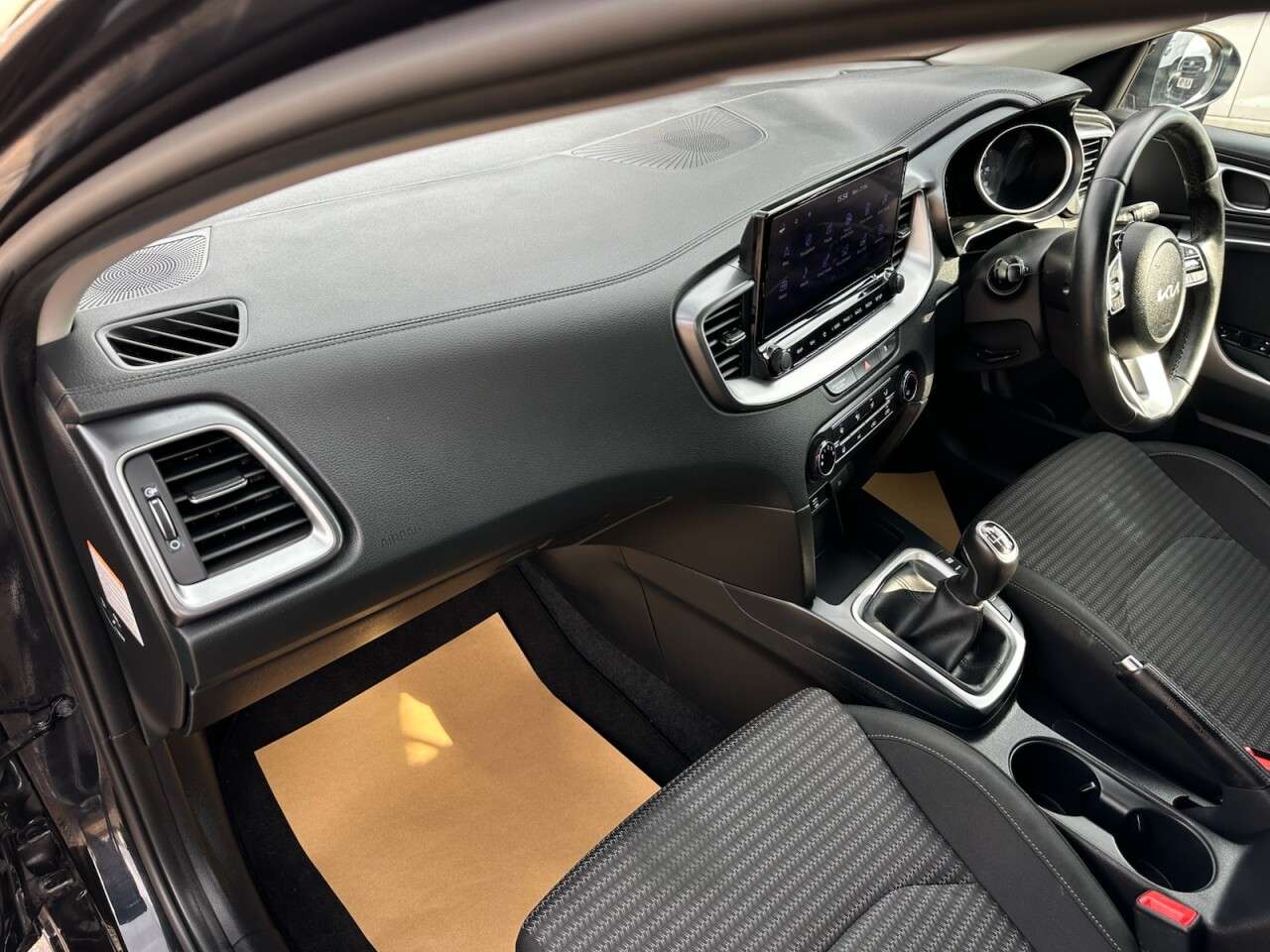 2022 KIA CEED 2022 KIA CEED