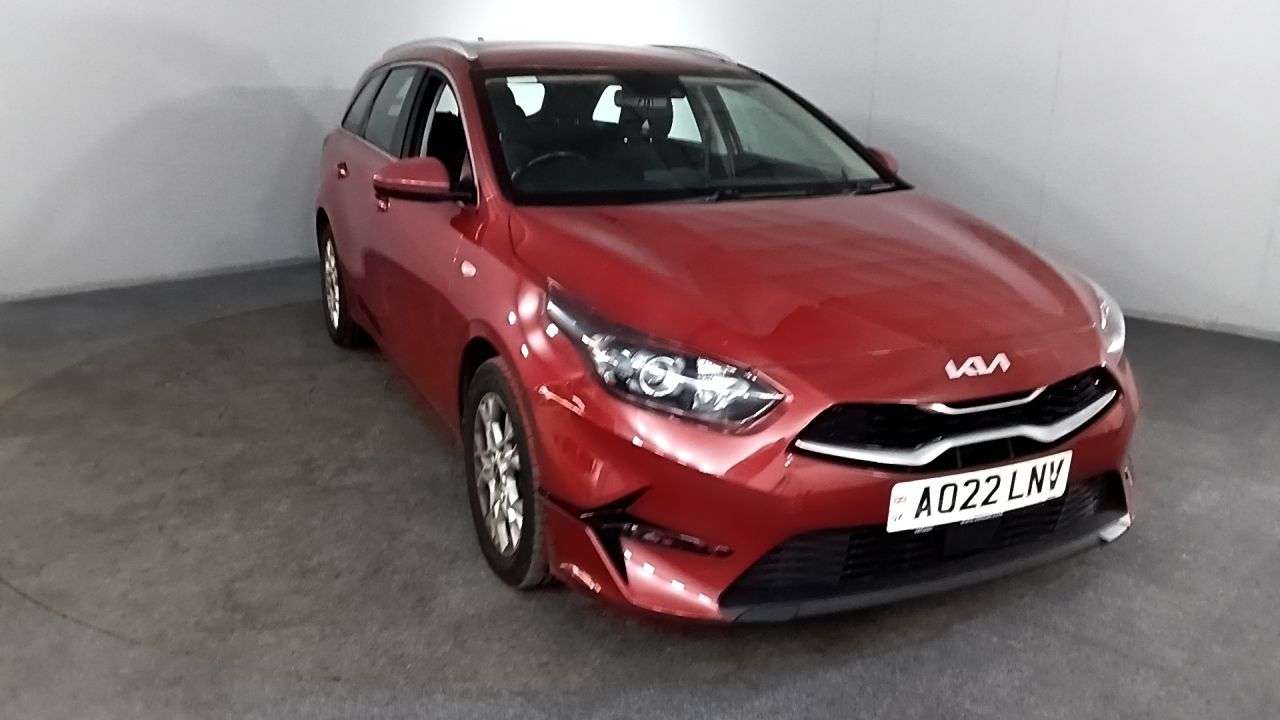 A 2022 KIA CEED 1.6 CRDi MHEV 2 NAV Sportswagon 5dr Diesel Hybrid Manual Euro 6 (s/s) (134 A 2022 KIA CEED 1.6 CRDi MHEV 2 NAV Sportswagon 5dr Diesel Hybrid Manual Euro 6 (s/s) (134