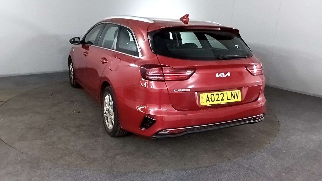 A 2022 KIA CEED 1.6 CRDi MHEV 2 NAV Sportswagon 5dr Diesel Hybrid Manual Euro 6 (s/s) (134 A 2022 KIA CEED 1.6 CRDi MHEV 2 NAV Sportswagon 5dr Diesel Hybrid Manual Euro 6 (s/s) (134