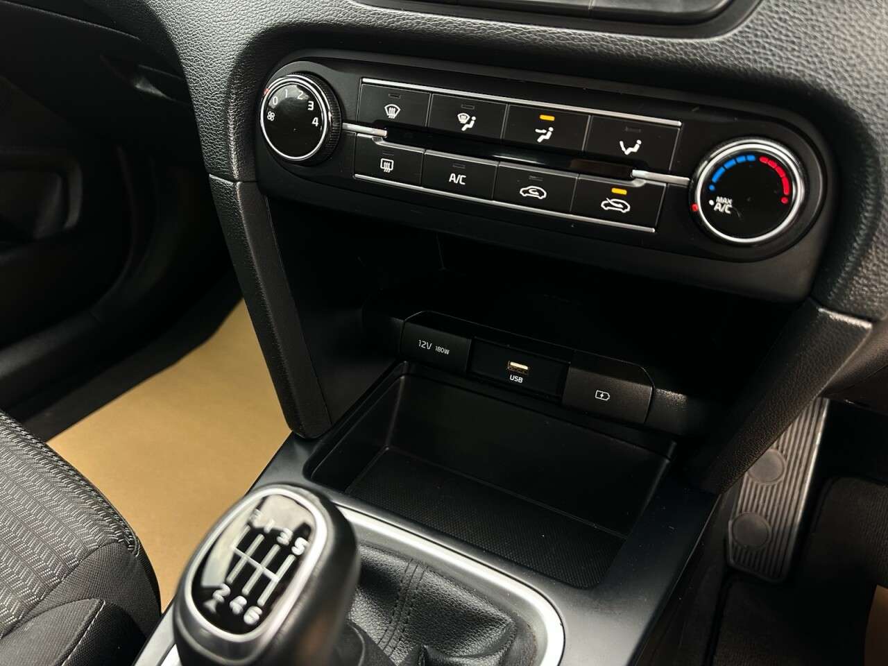 2022 KIA CEED 2022 KIA CEED
