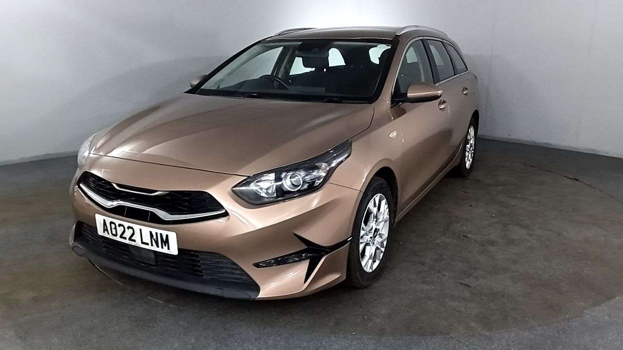 A 2022 KIA CEED 1.6 CRDi MHEV 2 NAV Sportswagon 5dr Diesel Hybrid Manual Euro 6 (s/s) (134 A 2022 KIA CEED 1.6 CRDi MHEV 2 NAV Sportswagon 5dr Diesel Hybrid Manual Euro 6 (s/s) (134