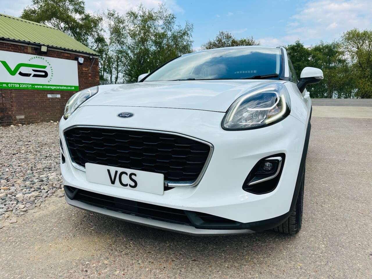 A 2021 FORD PUMA 1.0T EcoBoost MHEV Titanium SUV 5dr Petrol Manual Euro 6 (s/s) (125 ps) A 2021 FORD PUMA 1.0T EcoBoost MHEV Titanium SUV 5dr Petrol Manual Euro 6 (s/s) (125 ps)