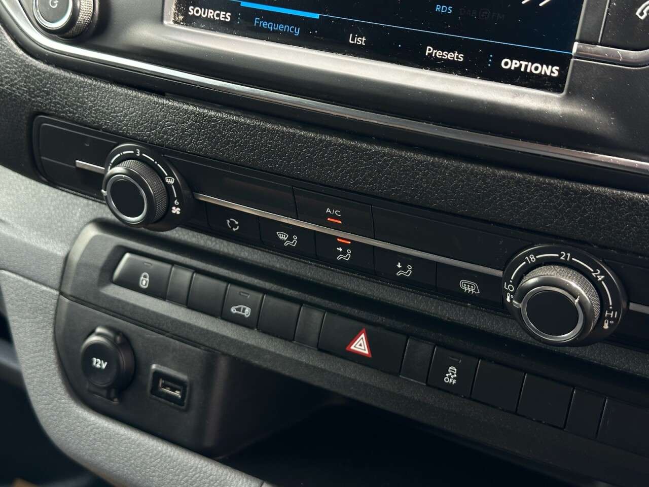2019 PEUGEOT EXPERT 2019 PEUGEOT EXPERT