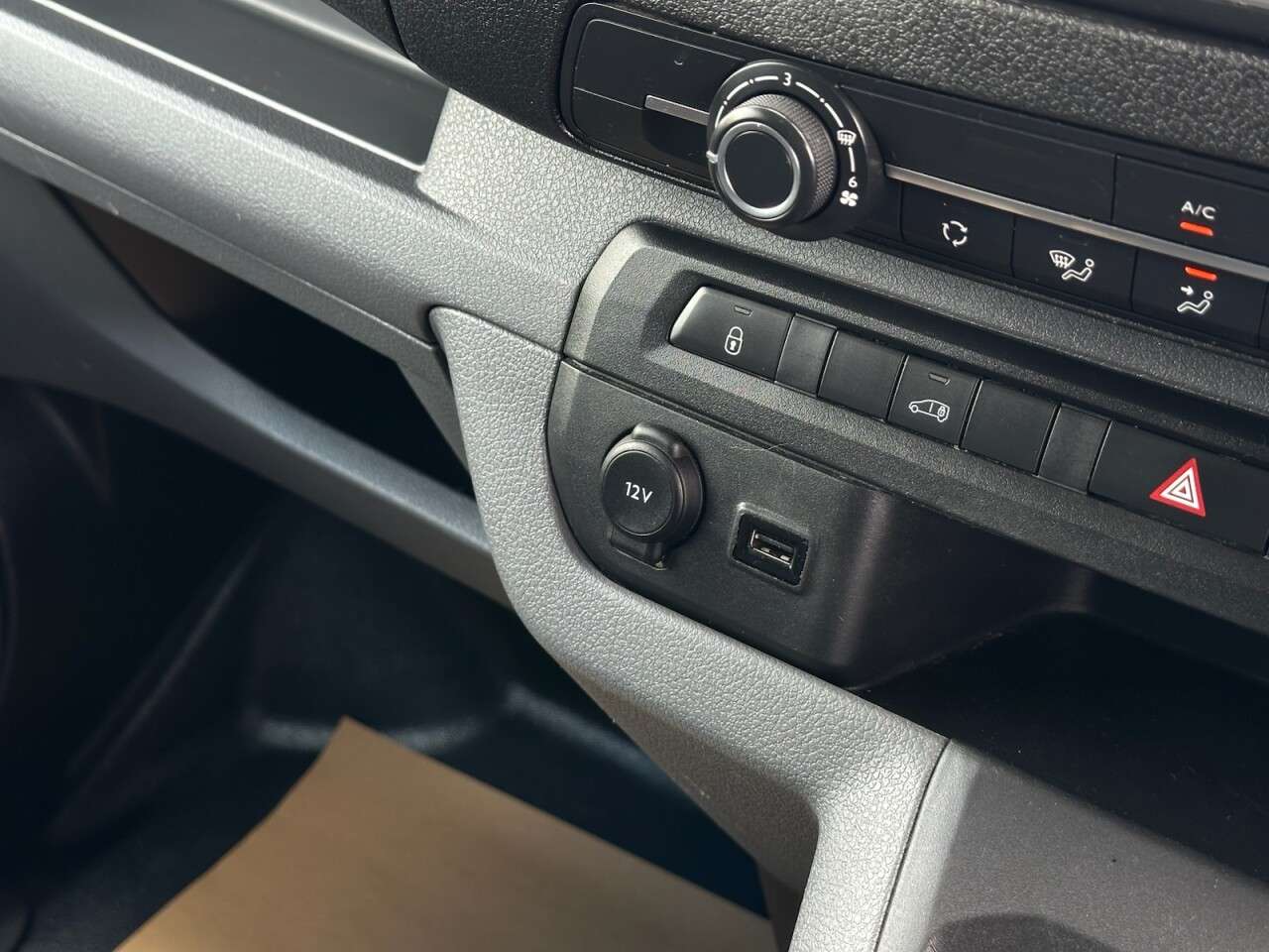 2019 PEUGEOT EXPERT 2019 PEUGEOT EXPERT