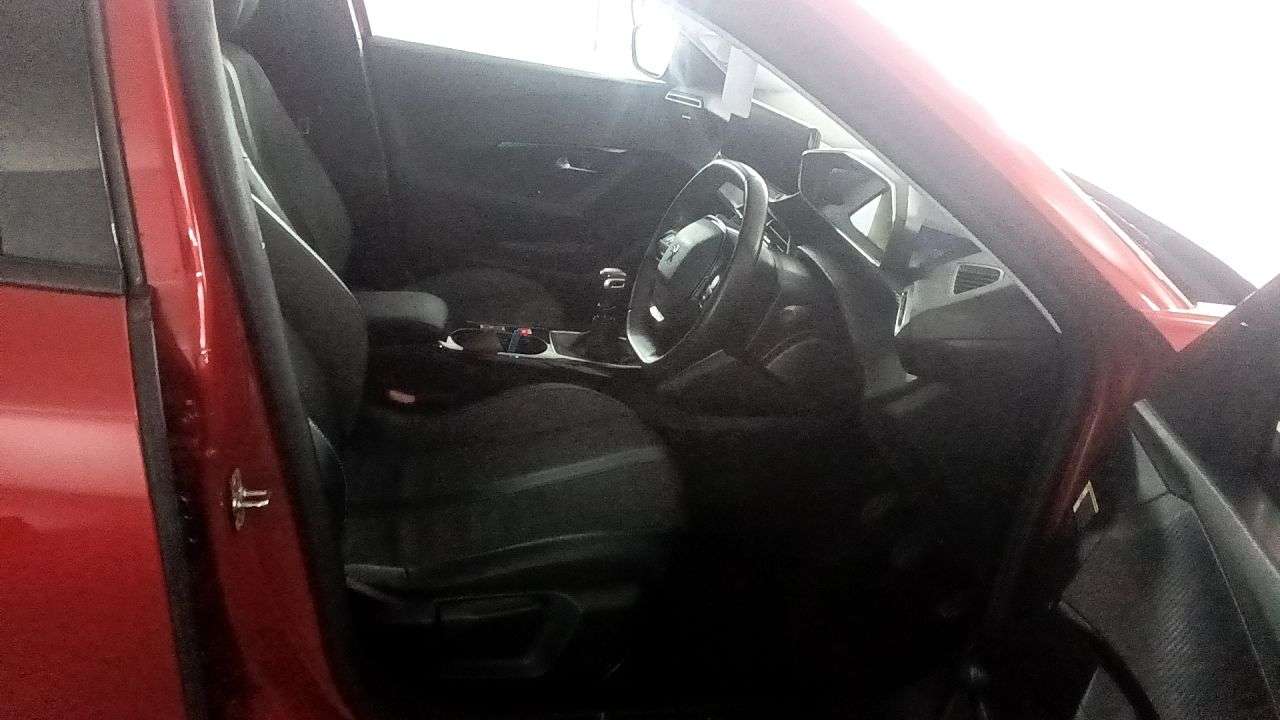 2021 PEUGEOT 2008 2021 PEUGEOT 2008