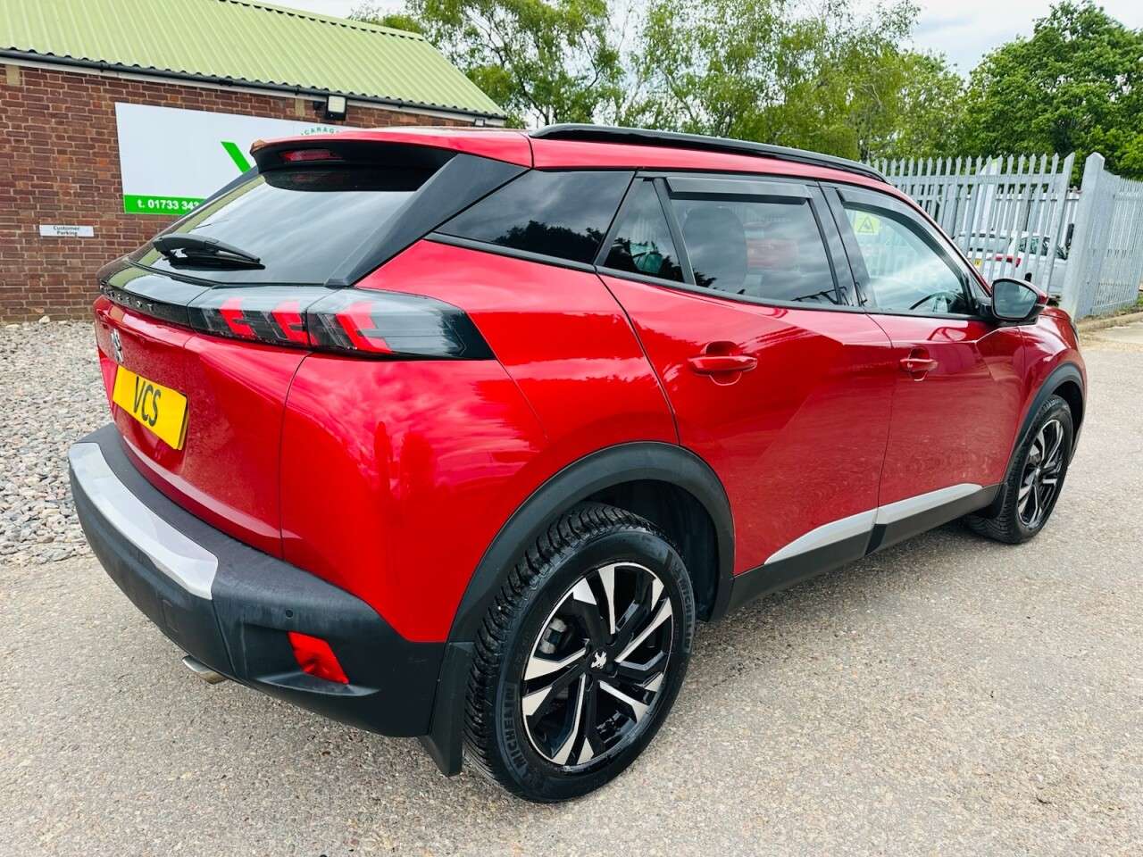 2021 PEUGEOT 2008 2021 PEUGEOT 2008