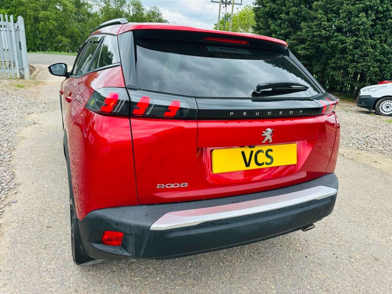 2021 PEUGEOT 2008 2021 PEUGEOT 2008