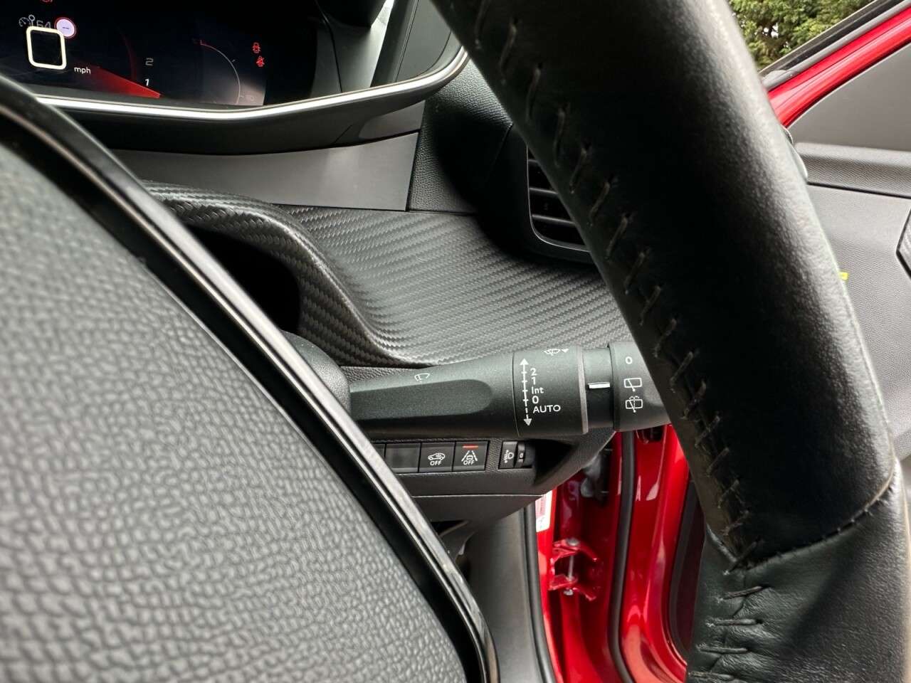 2021 PEUGEOT 2008 2021 PEUGEOT 2008