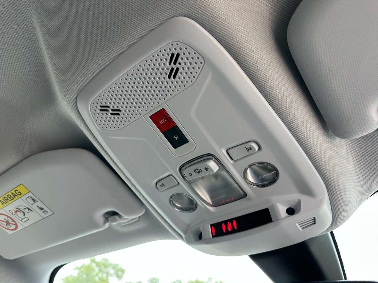2021 PEUGEOT 2008 2021 PEUGEOT 2008