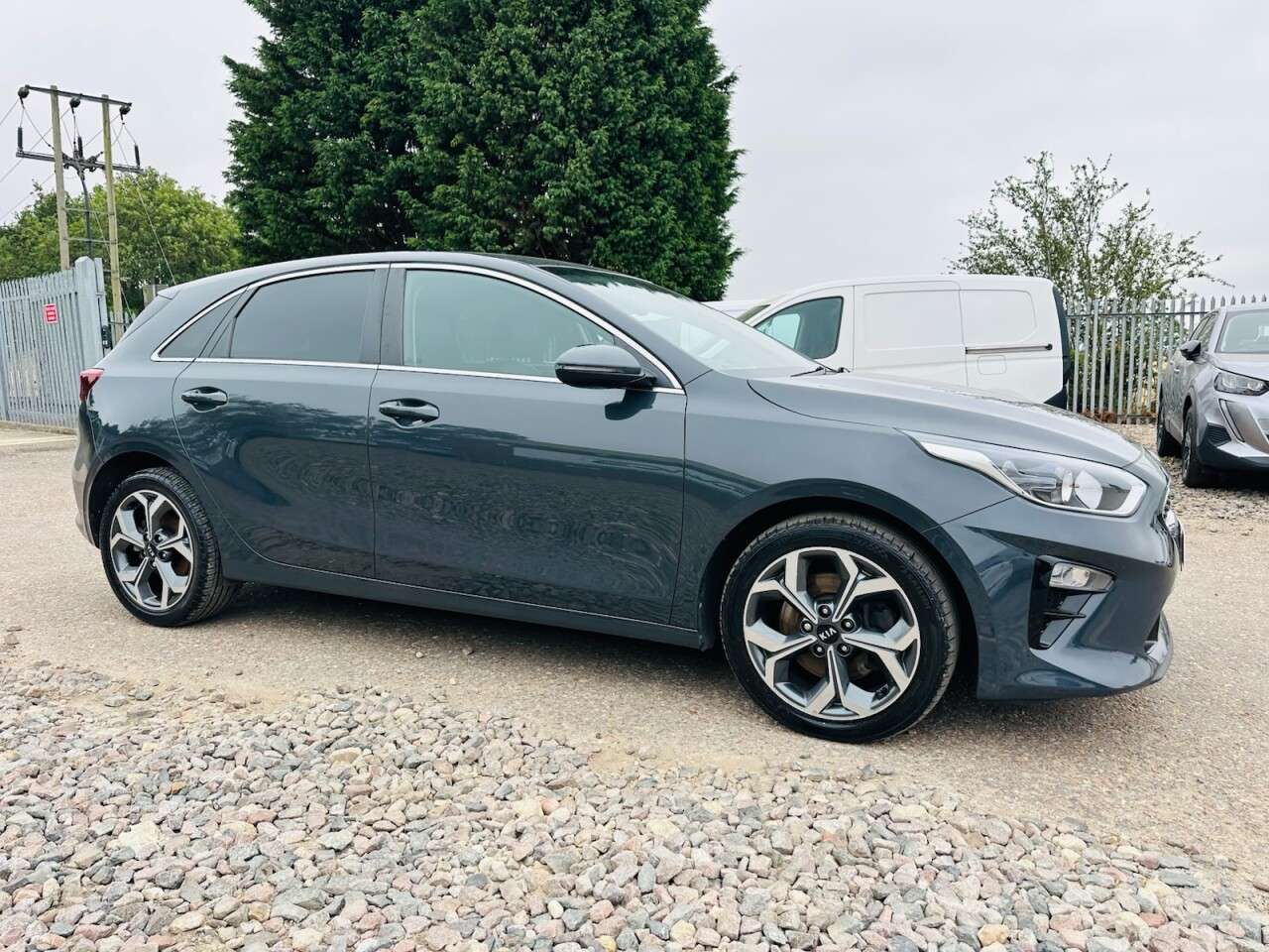 2021 KIA CEED 2021 KIA CEED