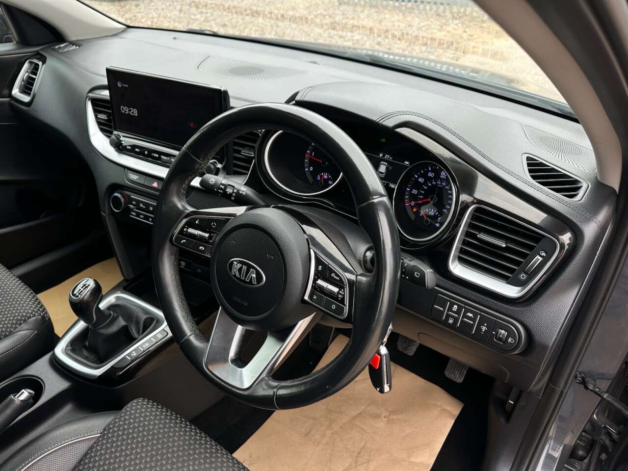 2021 KIA CEED 2021 KIA CEED