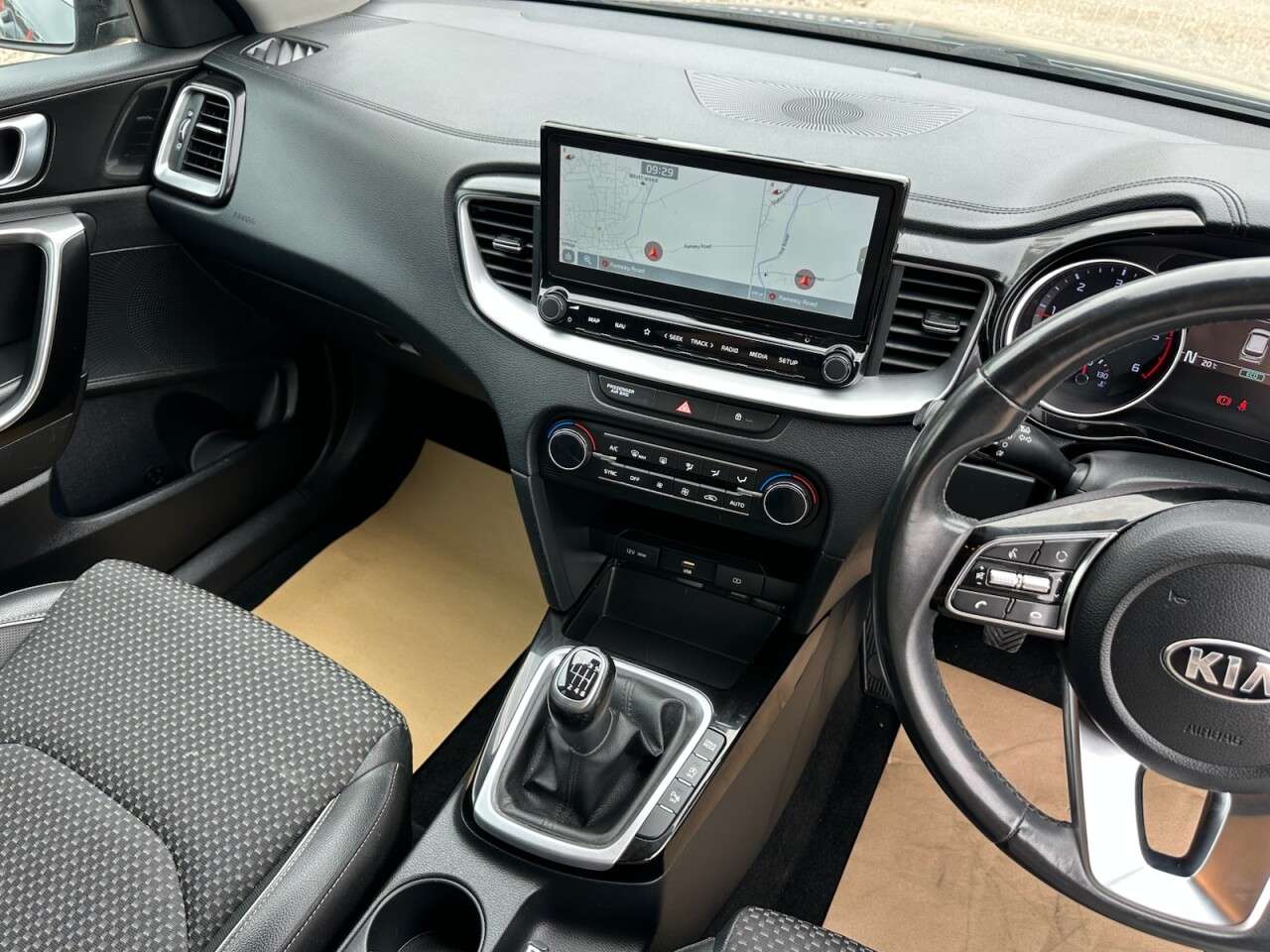 2021 KIA CEED 2021 KIA CEED
