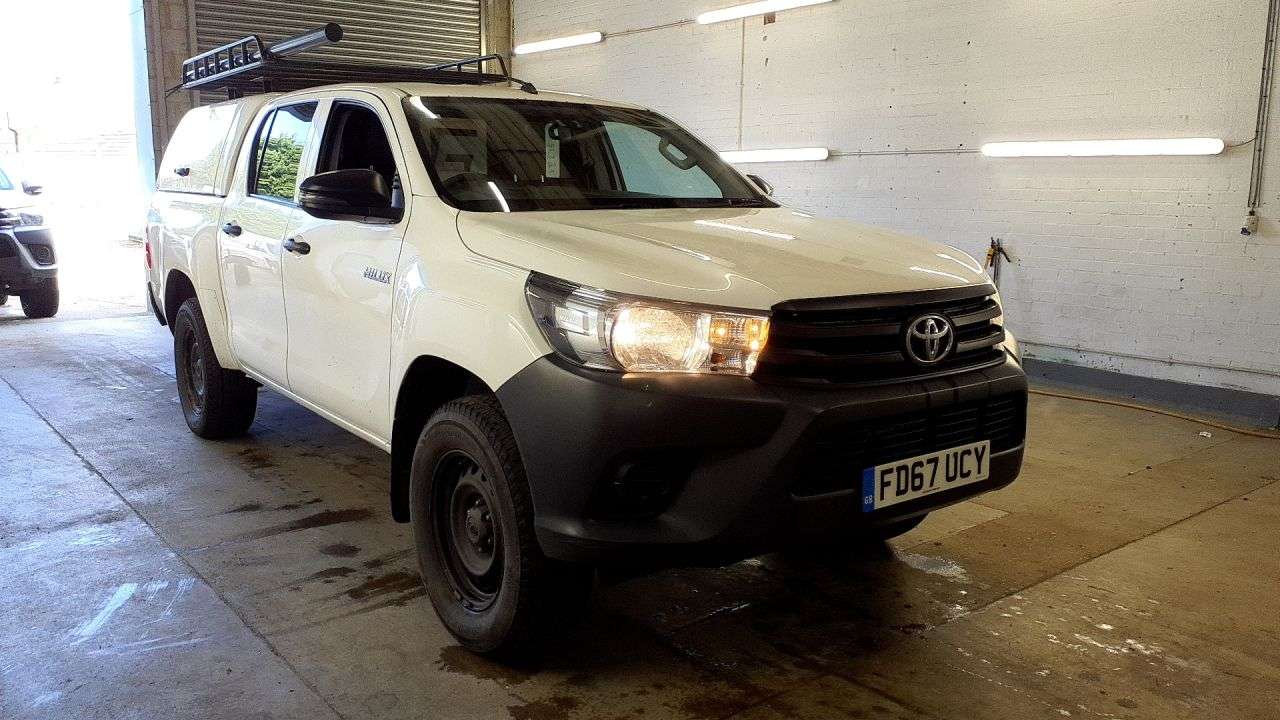 A 2018 TOYOTA HI-LUX 2.4 D-4D Active Pickup Double Cab 4dr Diesel Manual 4WD Euro 6 (3.5t) (150 A 2018 TOYOTA HI-LUX 2.4 D-4D Active Pickup Double Cab 4dr Diesel Manual 4WD Euro 6 (3.5t) (150
