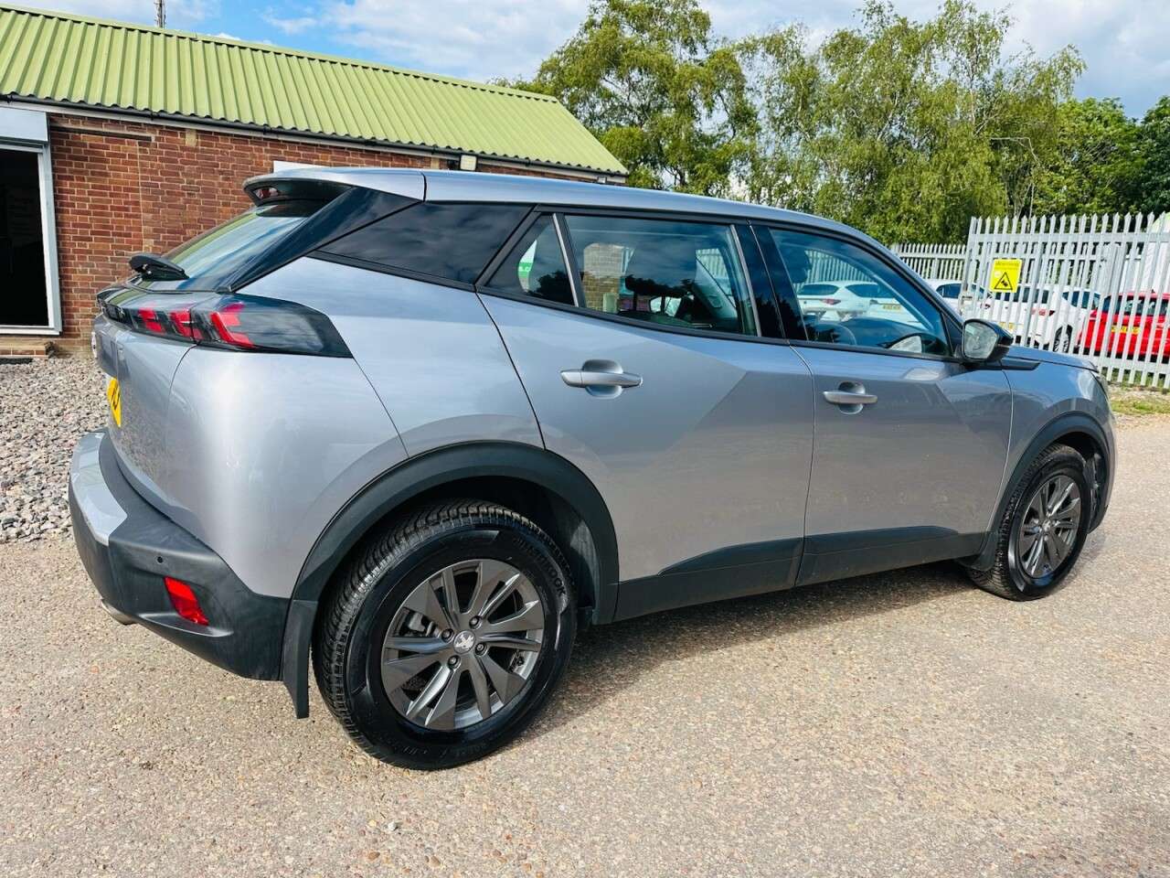 2022 PEUGEOT 2008 2022 PEUGEOT 2008