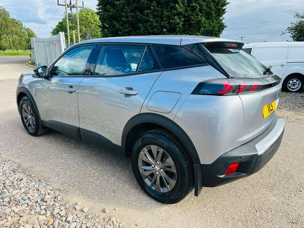 2022 PEUGEOT 2008 2022 PEUGEOT 2008
