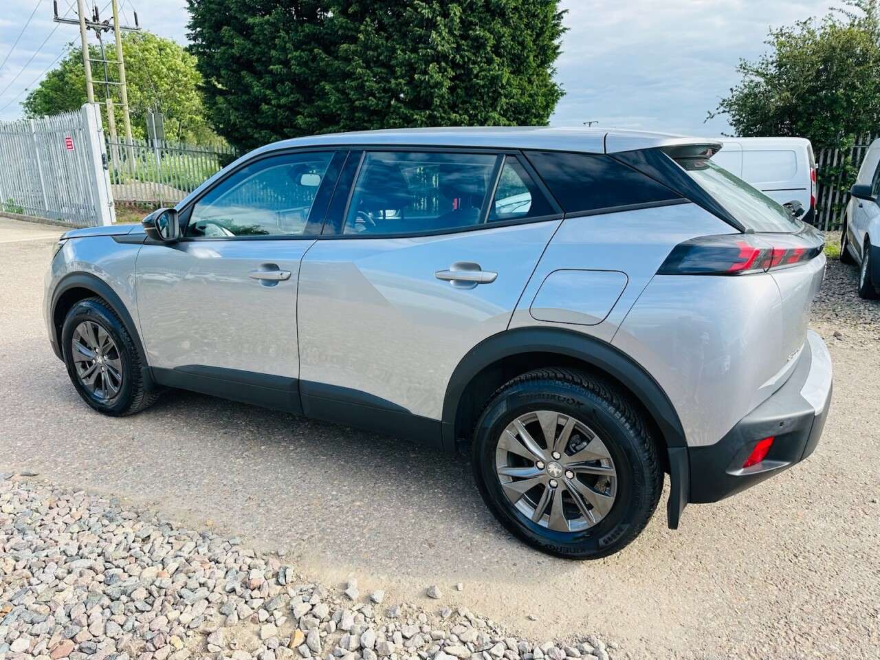 2022 PEUGEOT 2008 2022 PEUGEOT 2008