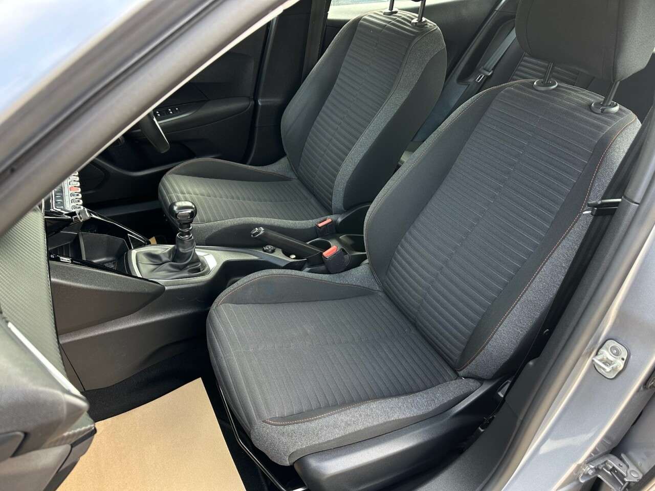 2022 PEUGEOT 2008 2022 PEUGEOT 2008