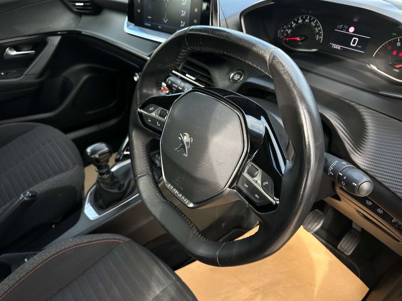 2022 PEUGEOT 2008 2022 PEUGEOT 2008