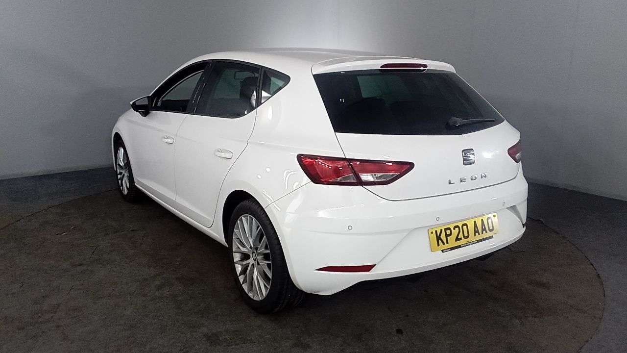 A 2020 SEAT LEON 1.6 TDI SE Dynamic Hatchback 5dr Diesel Manual Euro 6 (s/s) (115 ps) A 2020 SEAT LEON 1.6 TDI SE Dynamic Hatchback 5dr Diesel Manual Euro 6 (s/s) (115 ps)
