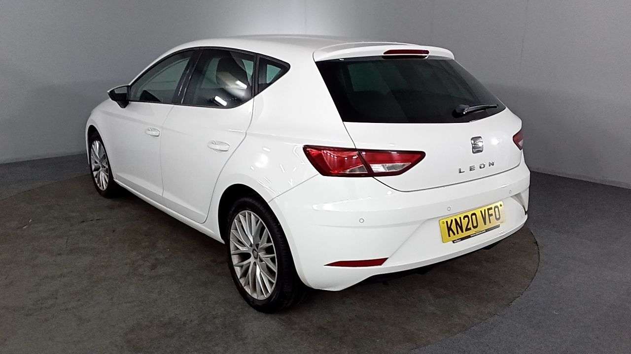 A 2020 SEAT LEON 1.6 TDI SE Dynamic Hatchback 5dr Diesel Manual Euro 6 (s/s) (115 ps) A 2020 SEAT LEON 1.6 TDI SE Dynamic Hatchback 5dr Diesel Manual Euro 6 (s/s) (115 ps)