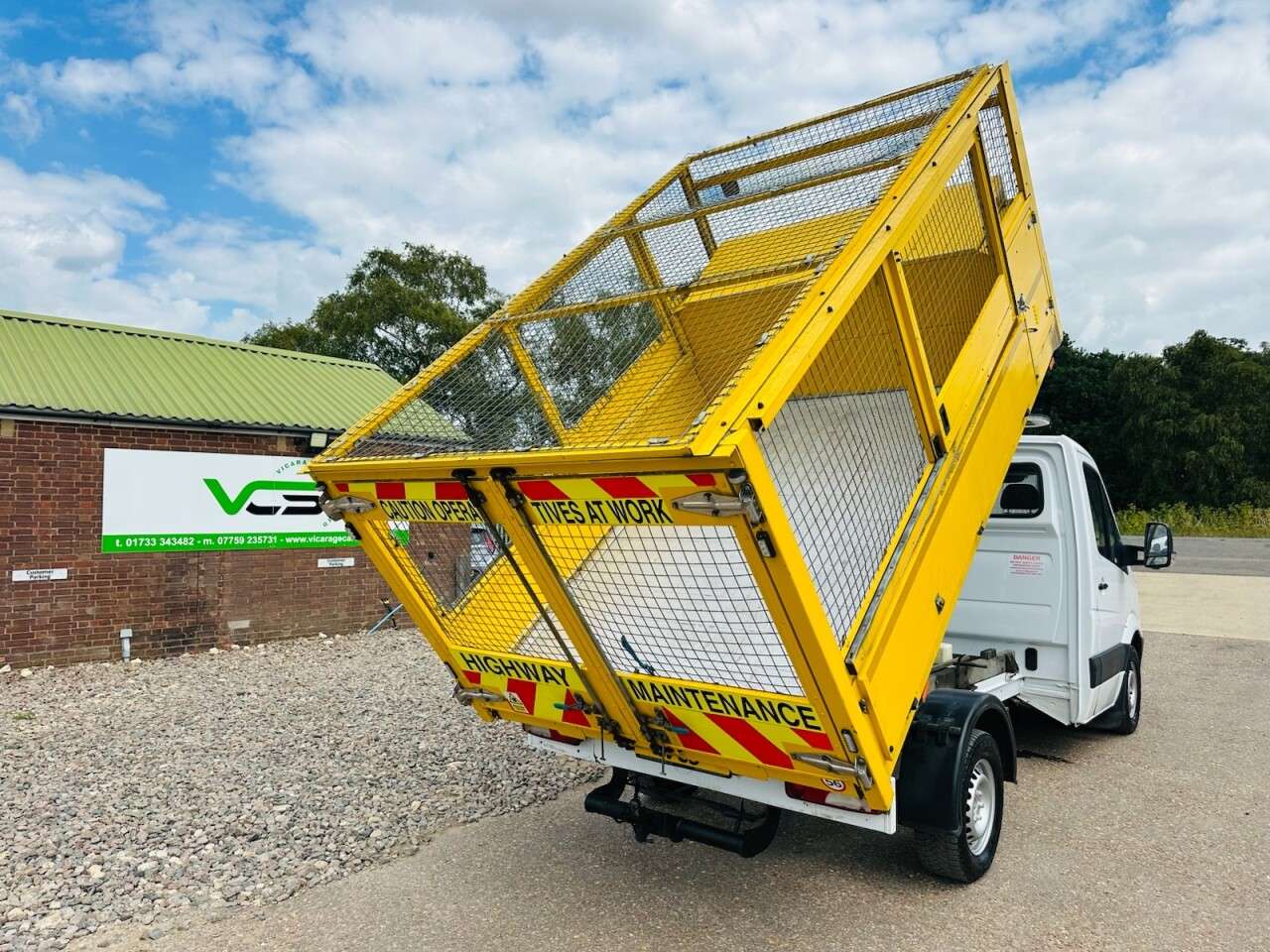 A 2019 MERCEDES-BENZ SPRINTER 2.1 314 CDI Chassis Cab 2dr Diesel Manual RWD L1 (209 g/km, 140 bhp) A 2019 MERCEDES-BENZ SPRINTER 2.1 314 CDI Chassis Cab 2dr Diesel Manual RWD L1 (209 g/km, 140 bhp)