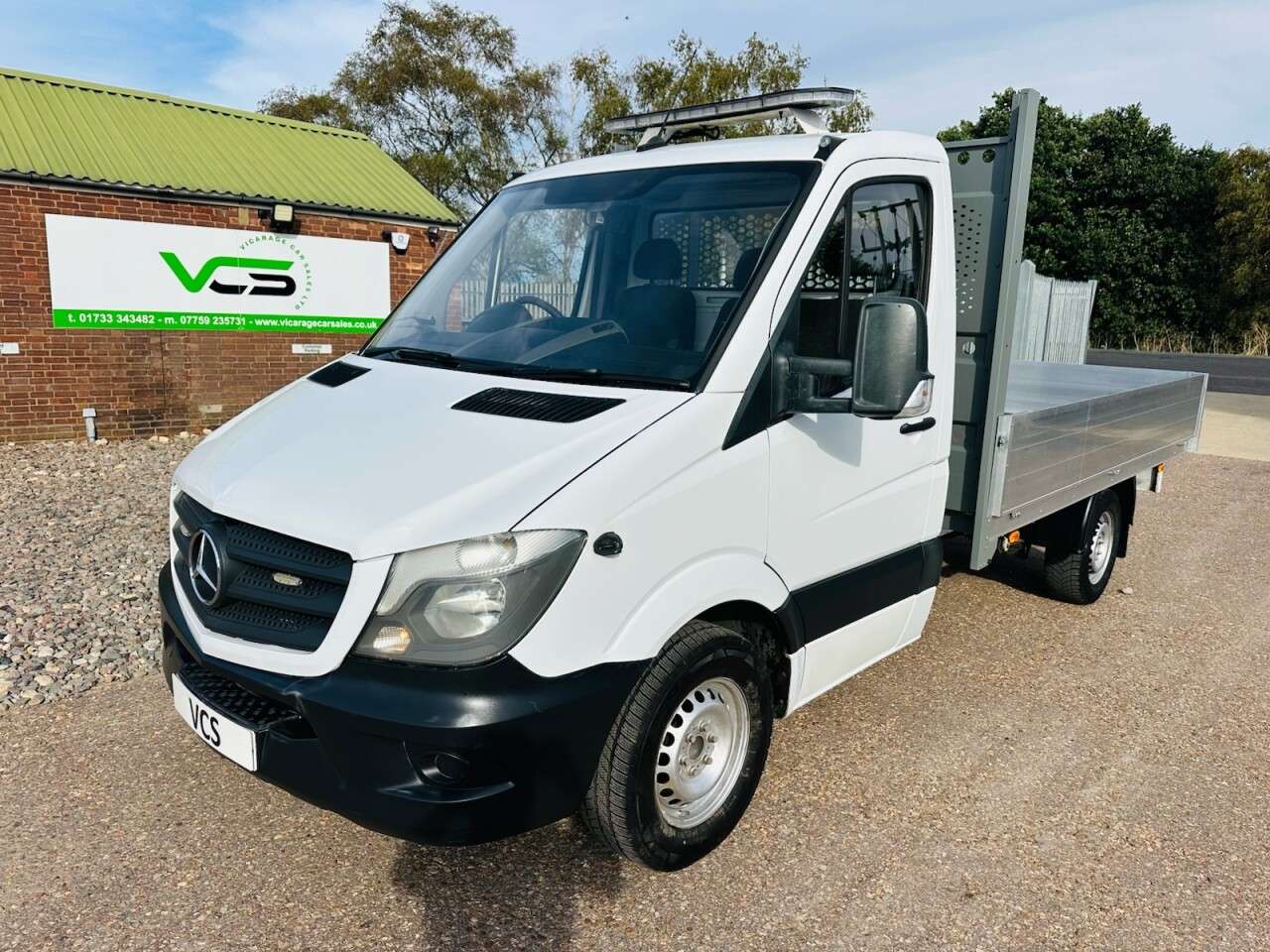 A 2019 MERCEDES-BENZ SPRINTER 2.1 314 CDI Chassis Cab 2dr Diesel Manual RWD L2 (209 g/km, 140 bhp) A 2019 MERCEDES-BENZ SPRINTER 2.1 314 CDI Chassis Cab 2dr Diesel Manual RWD L2 (209 g/km, 140 bhp)