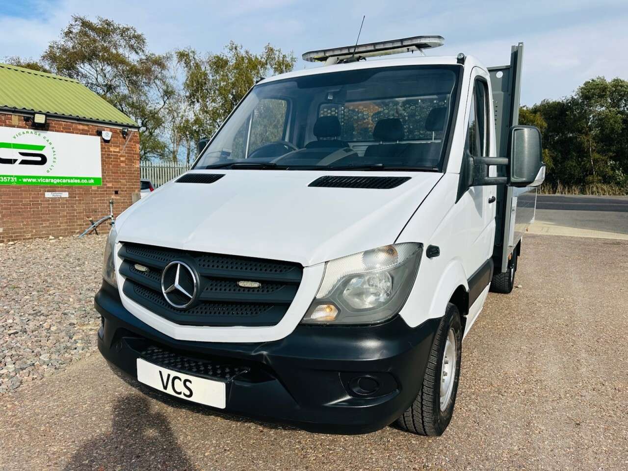 A 2019 MERCEDES-BENZ SPRINTER 2.1 314 CDI Chassis Cab 2dr Diesel Manual RWD L2 (209 g/km, 140 bhp) A 2019 MERCEDES-BENZ SPRINTER 2.1 314 CDI Chassis Cab 2dr Diesel Manual RWD L2 (209 g/km, 140 bhp)