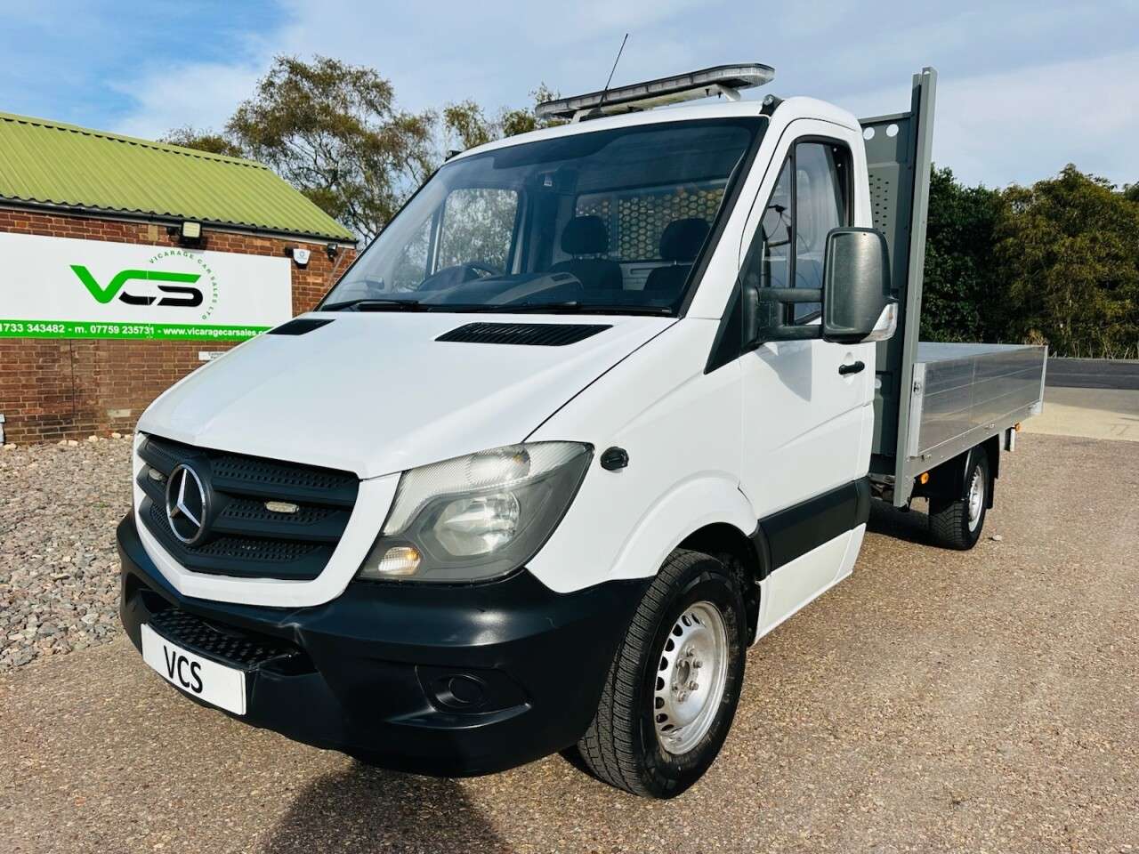 A 2019 MERCEDES-BENZ SPRINTER 2.1 314 CDI Chassis Cab 2dr Diesel Manual RWD L2 (209 g/km, 140 bhp) A 2019 MERCEDES-BENZ SPRINTER 2.1 314 CDI Chassis Cab 2dr Diesel Manual RWD L2 (209 g/km, 140 bhp)