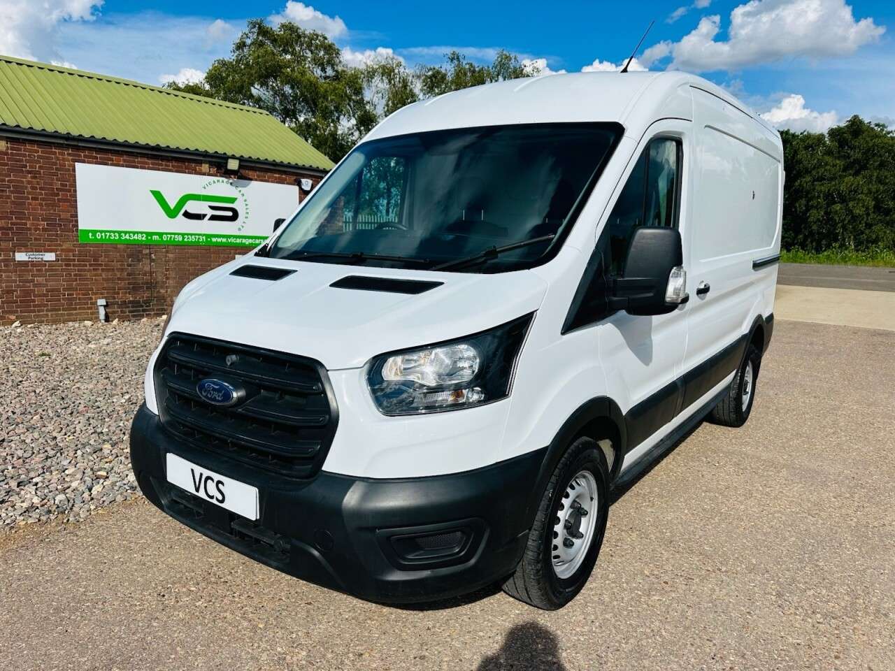 A 2020 FORD TRANSIT 2.0 350 EcoBlue Leader Panel Van 5dr Diesel Manual FWD L2 H2 Euro 6 (s/s) ( A 2020 FORD TRANSIT 2.0 350 EcoBlue Leader Panel Van 5dr Diesel Manual FWD L2 H2 Euro 6 (s/s) (
