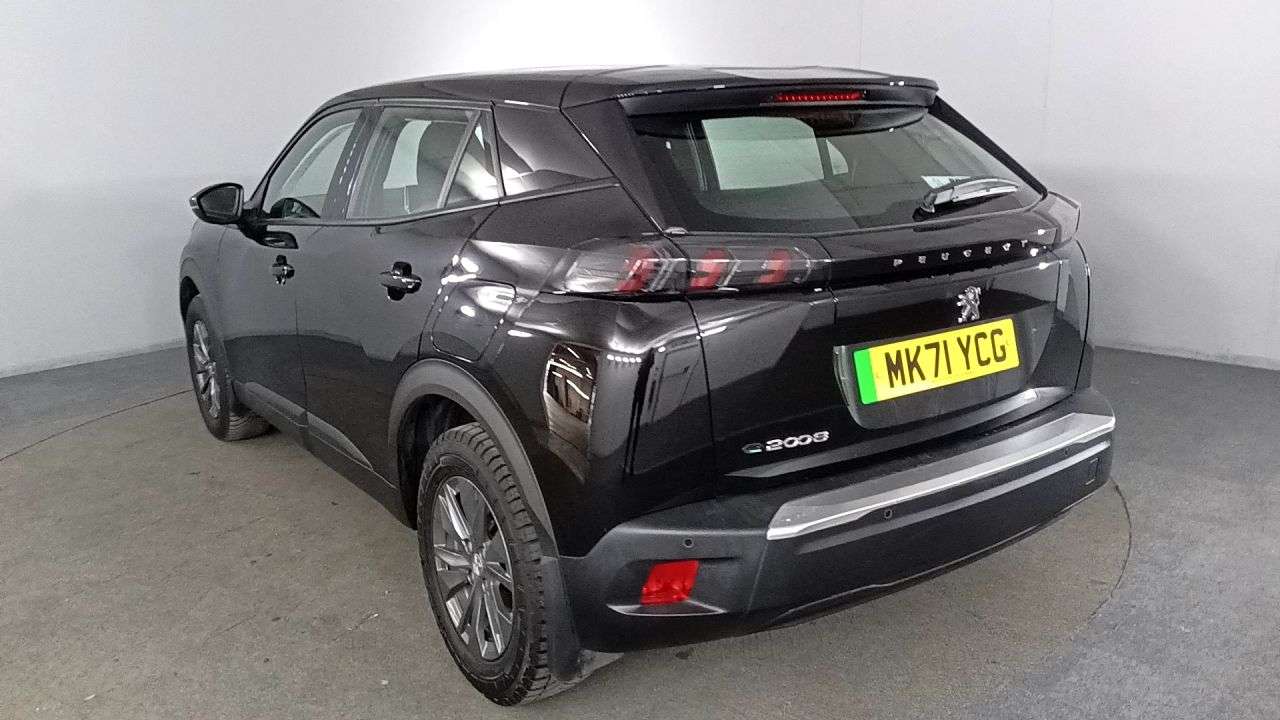 A 2021 PEUGEOT E-2008 50kWh Active Premium SUV 5dr Electric Auto (136 ps) A 2021 PEUGEOT E-2008 50kWh Active Premium SUV 5dr Electric Auto (136 ps)
