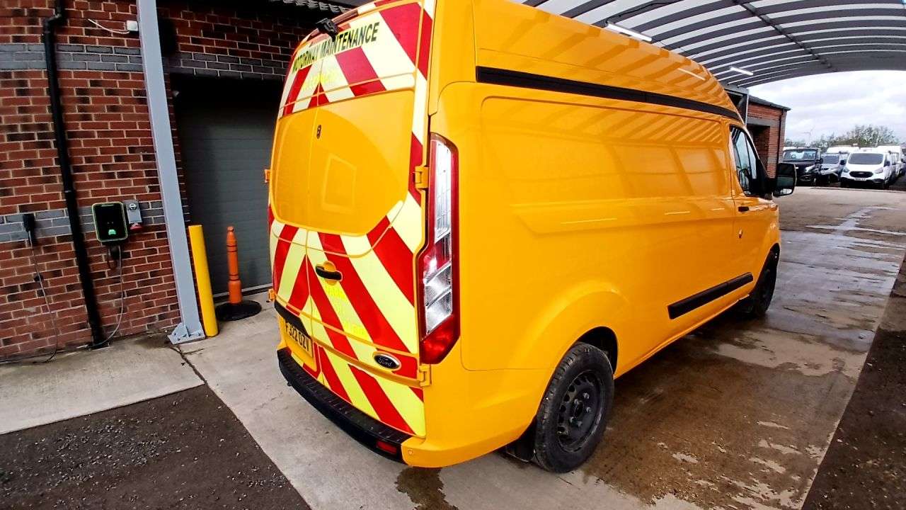 A 2022 FORD TRANSIT CUSTOM 2.0 340 EcoBlue Trend Panel Van 5dr Diesel Manual L2 H2 Euro 6 (s/s) (130 p A 2022 FORD TRANSIT CUSTOM 2.0 340 EcoBlue Trend Panel Van 5dr Diesel Manual L2 H2 Euro 6 (s/s) (130 p