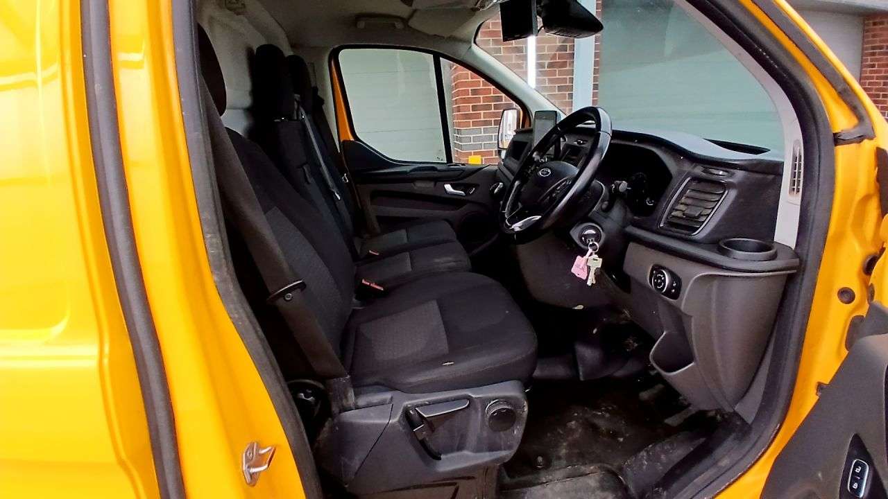 A 2022 FORD TRANSIT CUSTOM 2.0 340 EcoBlue Trend Panel Van 5dr Diesel Manual L2 H2 Euro 6 (s/s) (130 p A 2022 FORD TRANSIT CUSTOM 2.0 340 EcoBlue Trend Panel Van 5dr Diesel Manual L2 H2 Euro 6 (s/s) (130 p