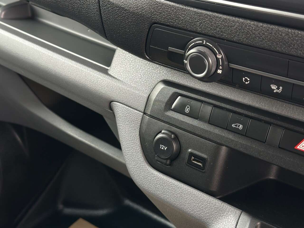 2021 VAUXHALL VIVARO ELECTRIC 2021 VAUXHALL VIVARO ELECTRIC