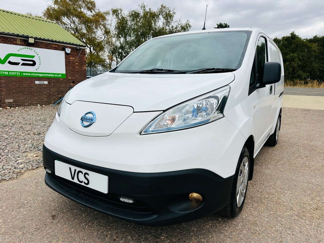 A 2021 NISSAN E-NV200 40kWh Acenta Panel Van 5dr Electric Auto SWB (Quick Charge) (109 ps) A 2021 NISSAN E-NV200 40kWh Acenta Panel Van 5dr Electric Auto SWB (Quick Charge) (109 ps)