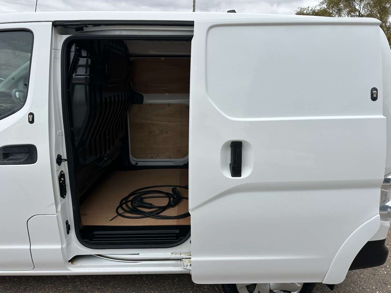2021 NISSAN E-NV200 2021 NISSAN E-NV200