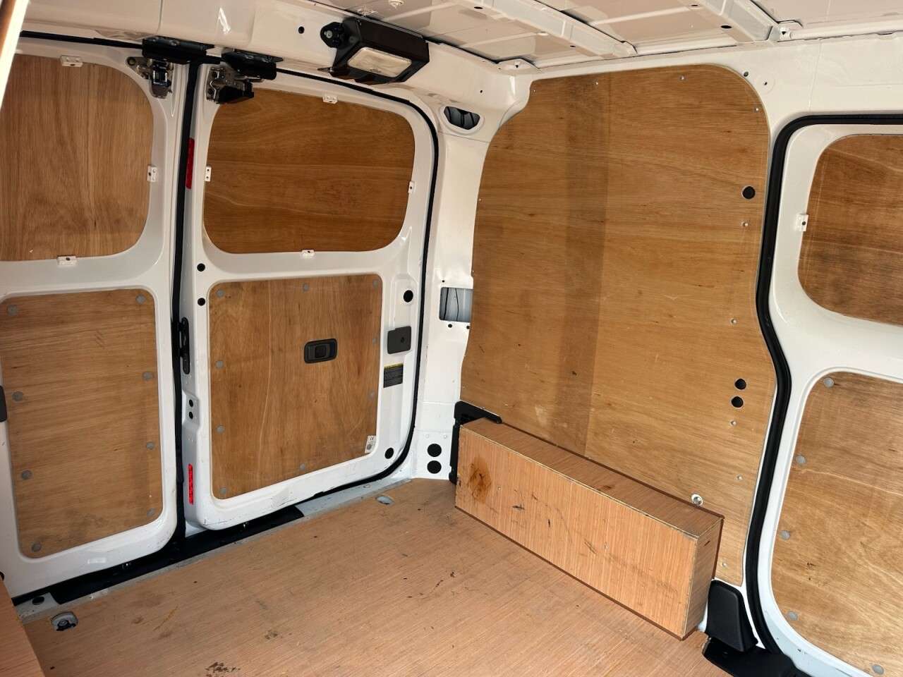 2021 NISSAN E-NV200 2021 NISSAN E-NV200