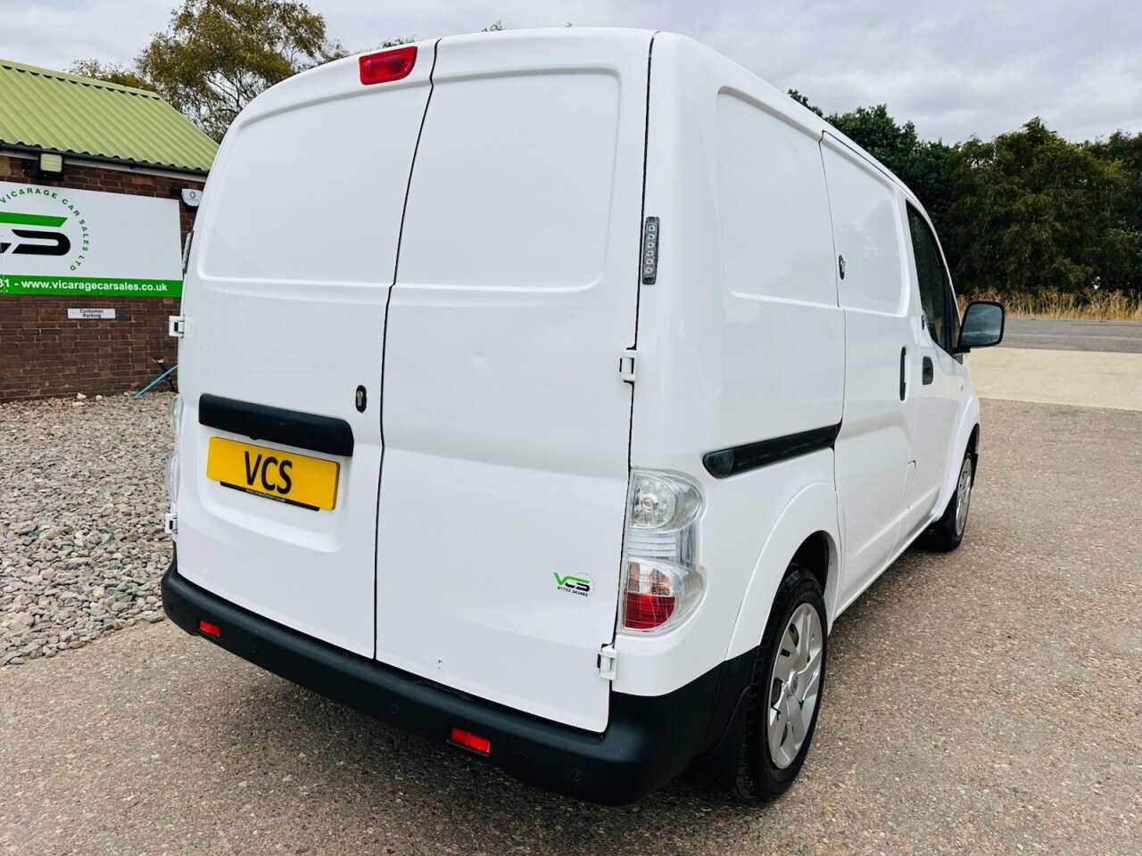 2021 NISSAN E-NV200 2021 NISSAN E-NV200