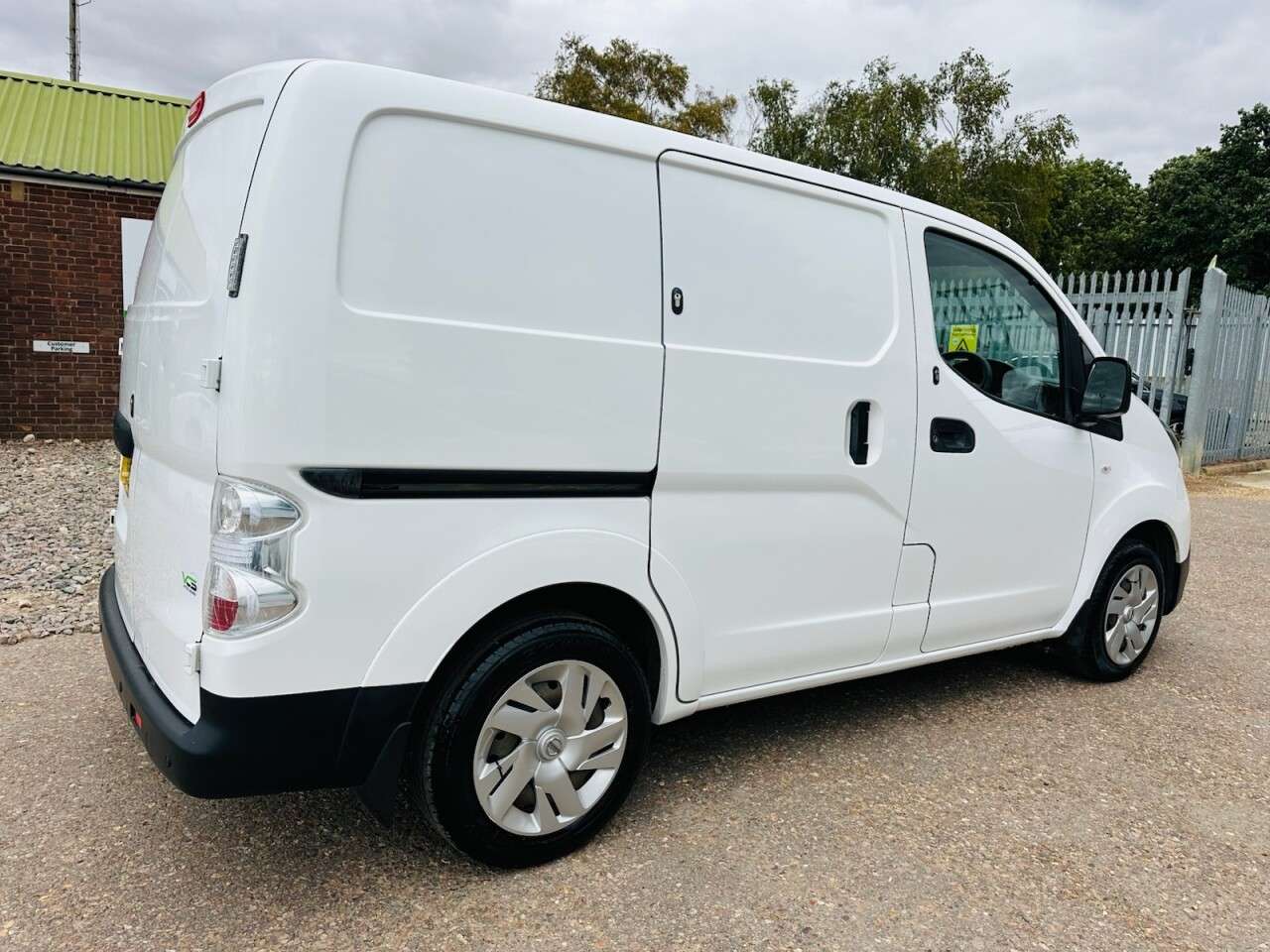 2021 NISSAN E-NV200 2021 NISSAN E-NV200