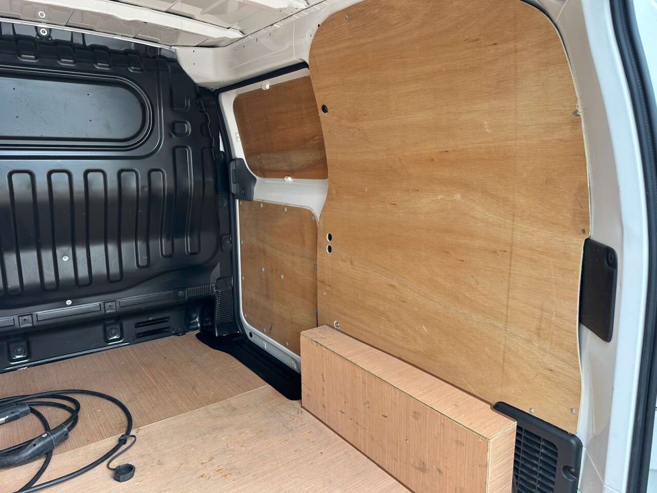 2021 NISSAN E-NV200 2021 NISSAN E-NV200