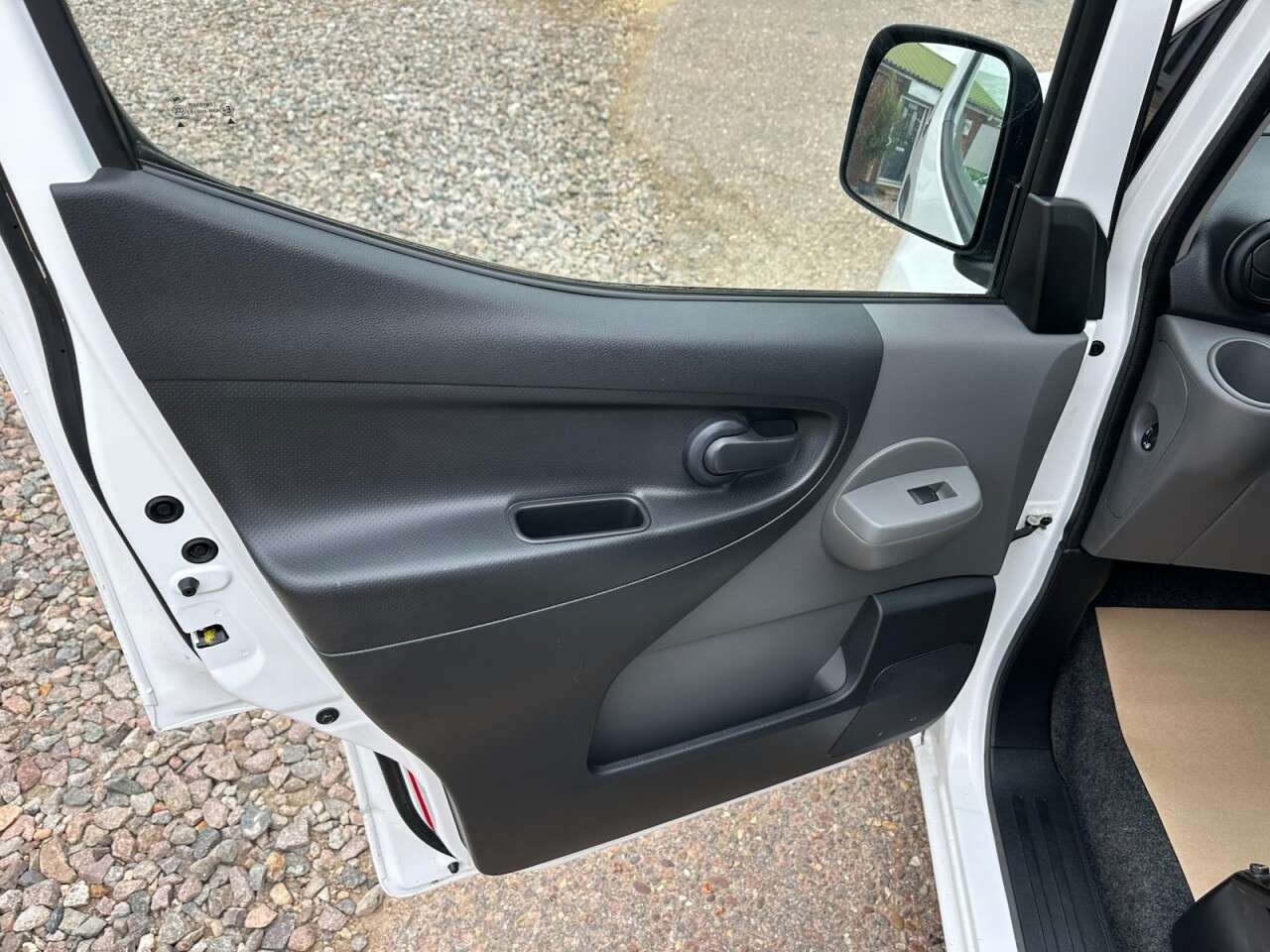 2021 NISSAN E-NV200 2021 NISSAN E-NV200
