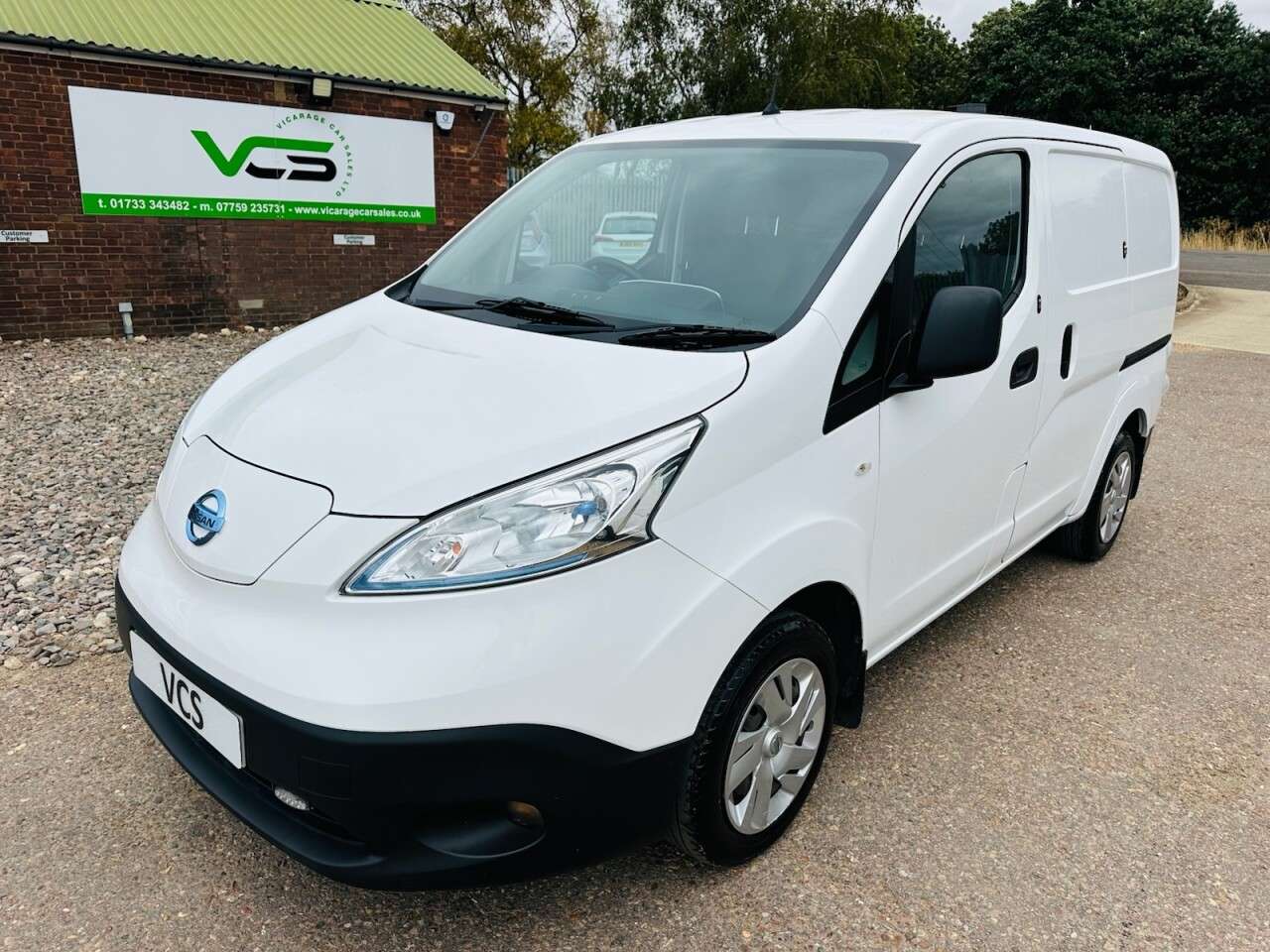 A 2021 NISSAN E-NV200 40kWh Acenta Panel Van 5dr Electric Auto SWB (Quick Charge) (109 ps) A 2021 NISSAN E-NV200 40kWh Acenta Panel Van 5dr Electric Auto SWB (Quick Charge) (109 ps)