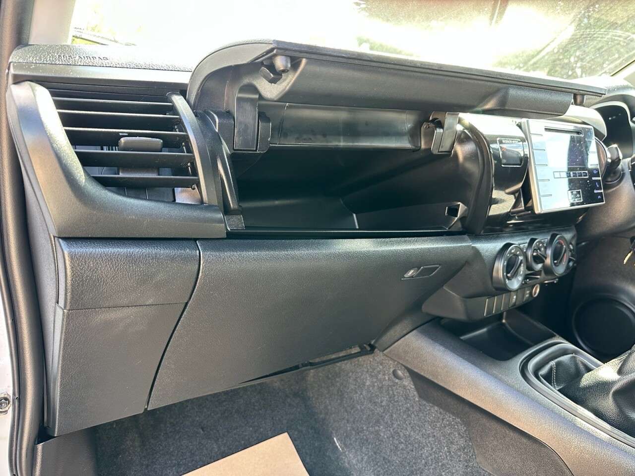 2019 TOYOTA HILUX 2019 TOYOTA HILUX