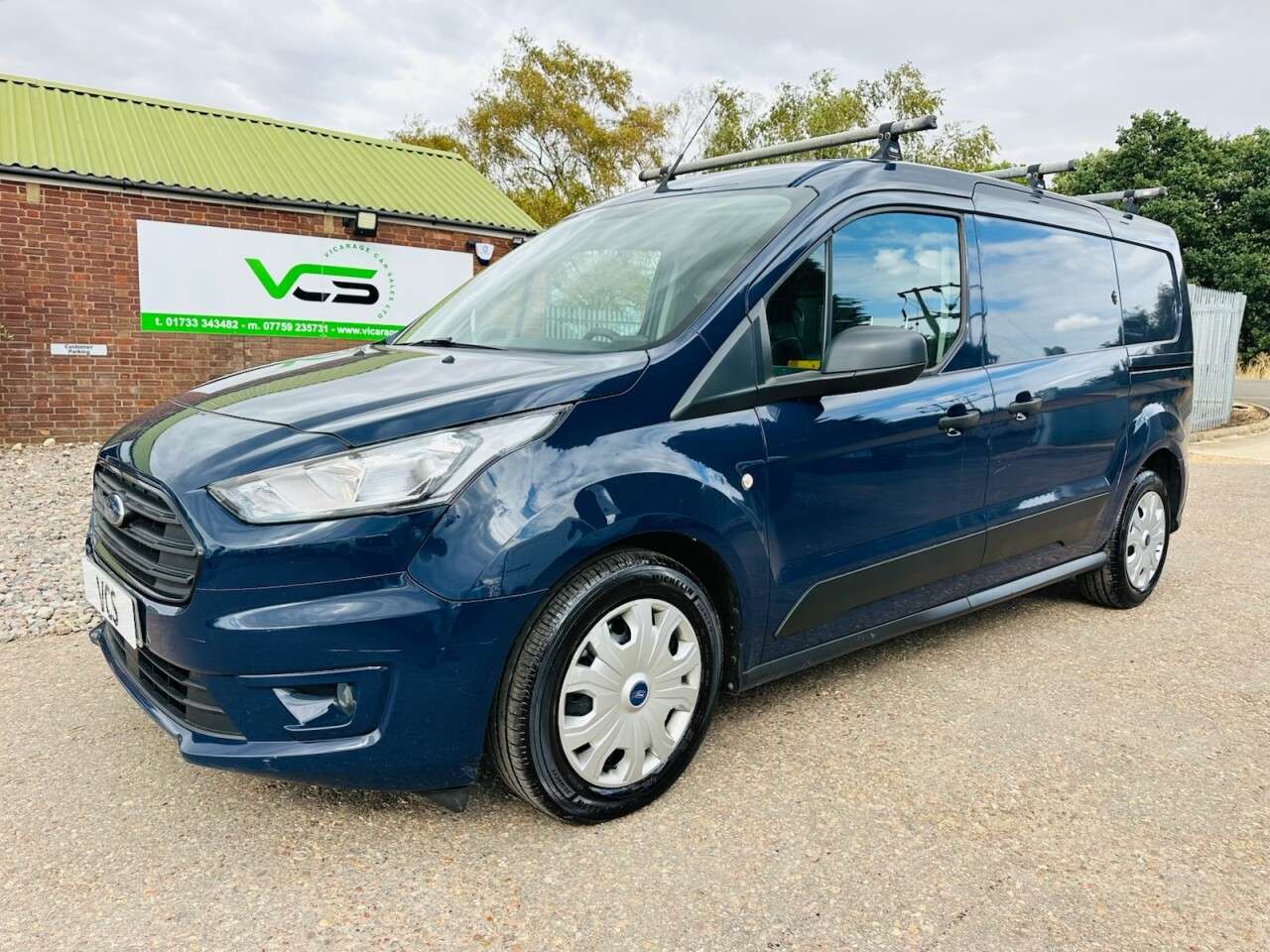 A 2021 FORD TRANSIT CONNECT 1.5 210 EcoBlue Trend Panel Van 5dr Diesel Manual L2 Euro 6 (s/s) (100 ps) A 2021 FORD TRANSIT CONNECT 1.5 210 EcoBlue Trend Panel Van 5dr Diesel Manual L2 Euro 6 (s/s) (100 ps)