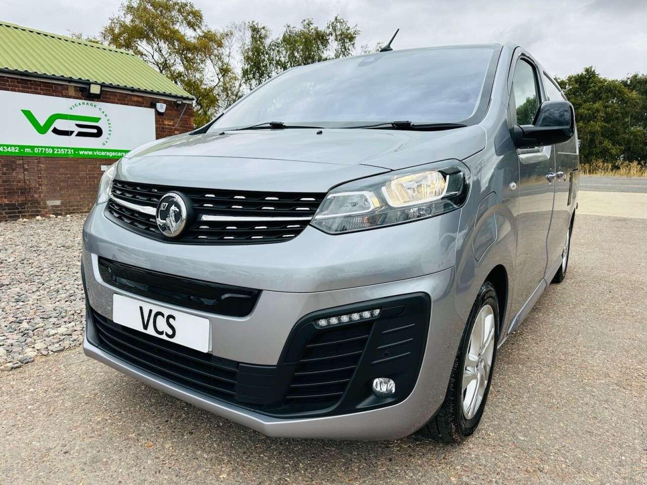 A 2022 VAUXHALL VIVARO ELECTRIC 3100 75kWh Elite Panel Van 6dr Electric Auto L2 H1 (7.4kW Charger) (136 ps) A 2022 VAUXHALL VIVARO ELECTRIC 3100 75kWh Elite Panel Van 6dr Electric Auto L2 H1 (7.4kW Charger) (136 ps)