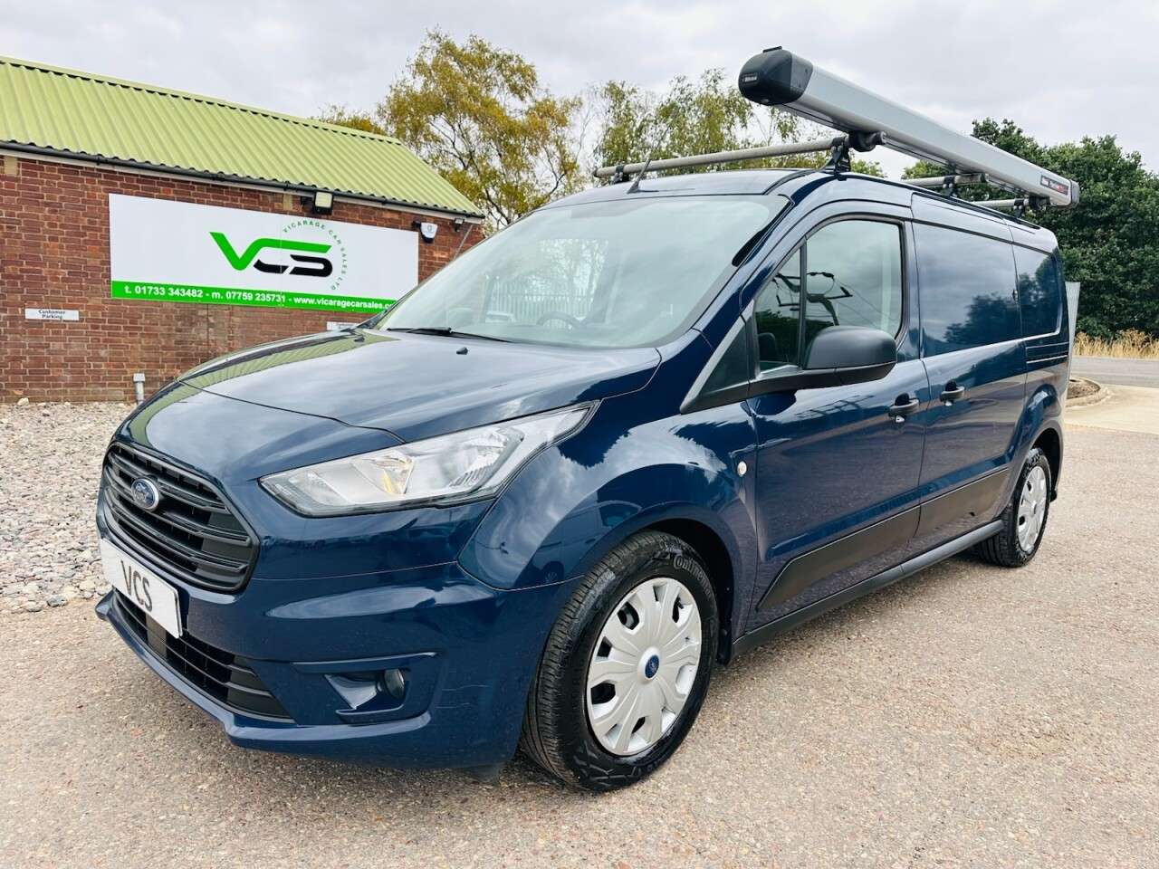 A 2021 FORD TRANSIT CONNECT 1.5 210 EcoBlue Trend Panel Van 5dr Diesel Manual L2 Euro 6 (s/s) (100 ps) A 2021 FORD TRANSIT CONNECT 1.5 210 EcoBlue Trend Panel Van 5dr Diesel Manual L2 Euro 6 (s/s) (100 ps)