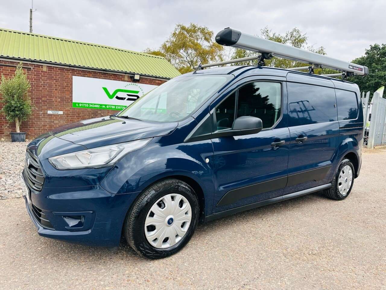 A 2021 FORD TRANSIT CONNECT 1.5 210 EcoBlue Trend Panel Van 5dr Diesel Manual L2 Euro 6 (s/s) (100 ps) A 2021 FORD TRANSIT CONNECT 1.5 210 EcoBlue Trend Panel Van 5dr Diesel Manual L2 Euro 6 (s/s) (100 ps)