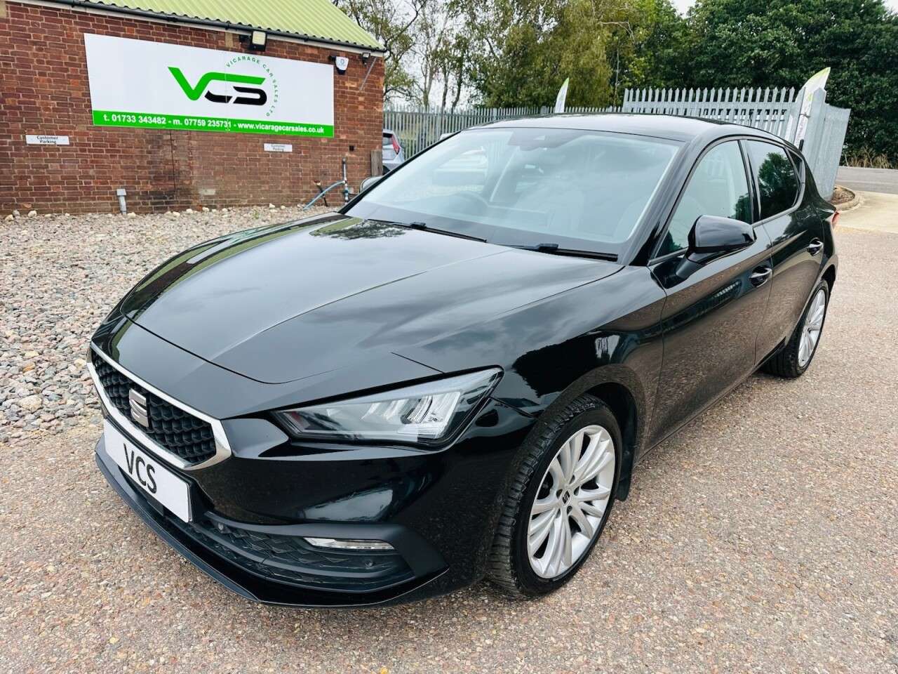 A 2022 SEAT LEON 2.0 TDI SE Dynamic Hatchback 5dr Diesel Manual Euro 6 (s/s) (115 ps) A 2022 SEAT LEON 2.0 TDI SE Dynamic Hatchback 5dr Diesel Manual Euro 6 (s/s) (115 ps)