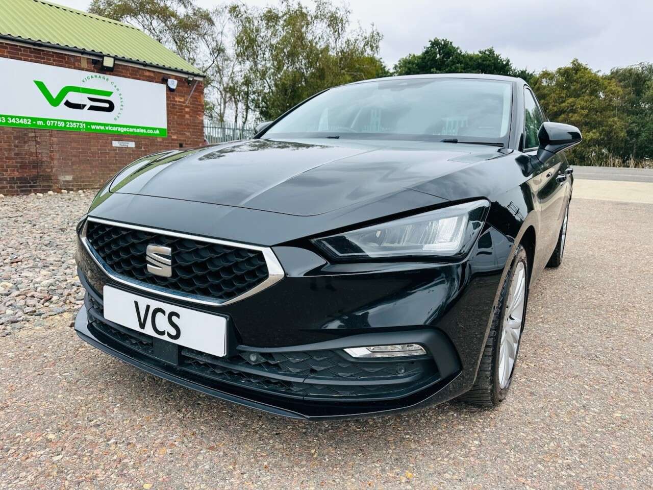 A 2022 SEAT LEON 2.0 TDI SE Dynamic Hatchback 5dr Diesel Manual Euro 6 (s/s) (115 ps) A 2022 SEAT LEON 2.0 TDI SE Dynamic Hatchback 5dr Diesel Manual Euro 6 (s/s) (115 ps)