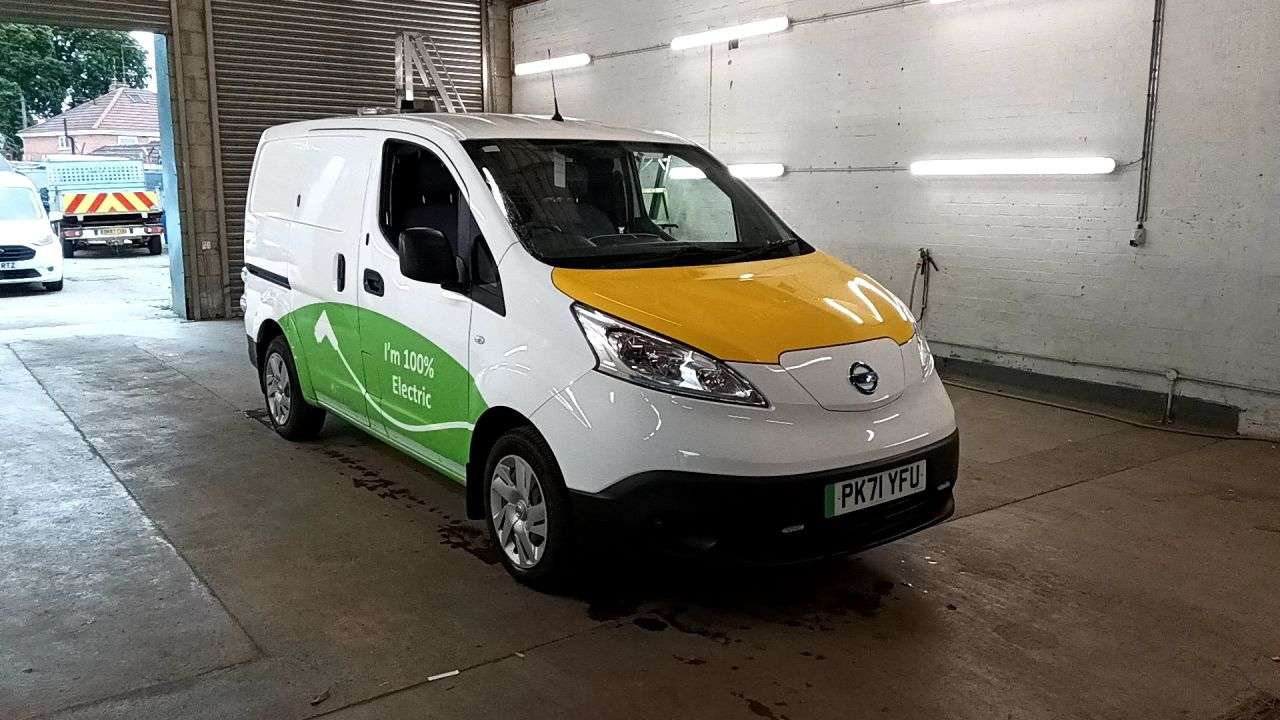 A 2022 NISSAN E-NV200 40kWh Acenta Panel Van 5dr Electric Auto SWB (Quick Charge) (109 ps) A 2022 NISSAN E-NV200 40kWh Acenta Panel Van 5dr Electric Auto SWB (Quick Charge) (109 ps)